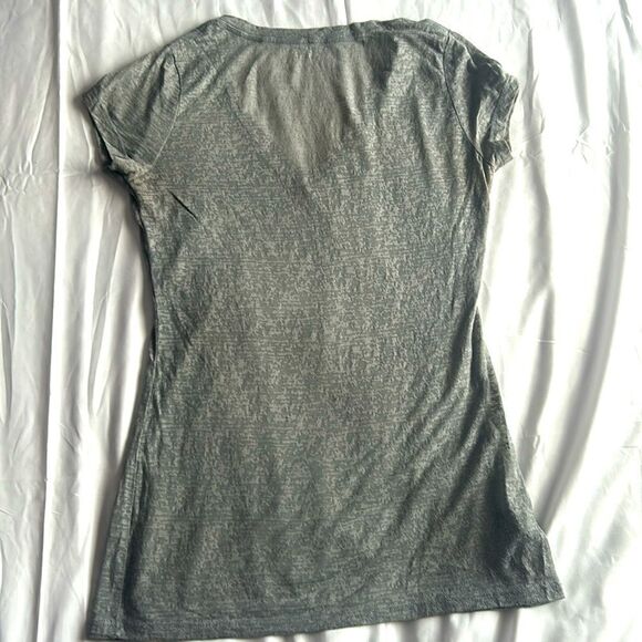 Express Short Sleeve “Light up the Night!” Women’s Tee Gray & Purple Size Small - Picture 6 of 6